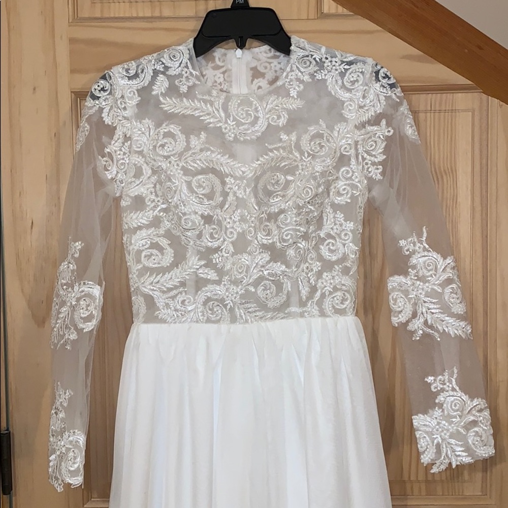 Wedding dress
